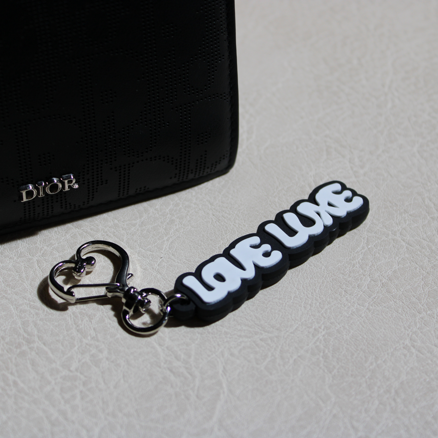 Love Luxe Rubberized Keychain (Onyx Black)